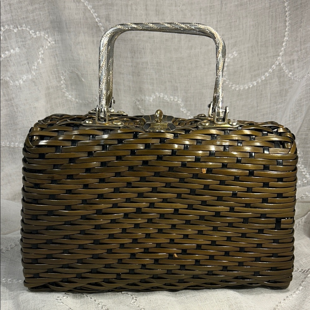 Walborg Vintage straw bag with hardware